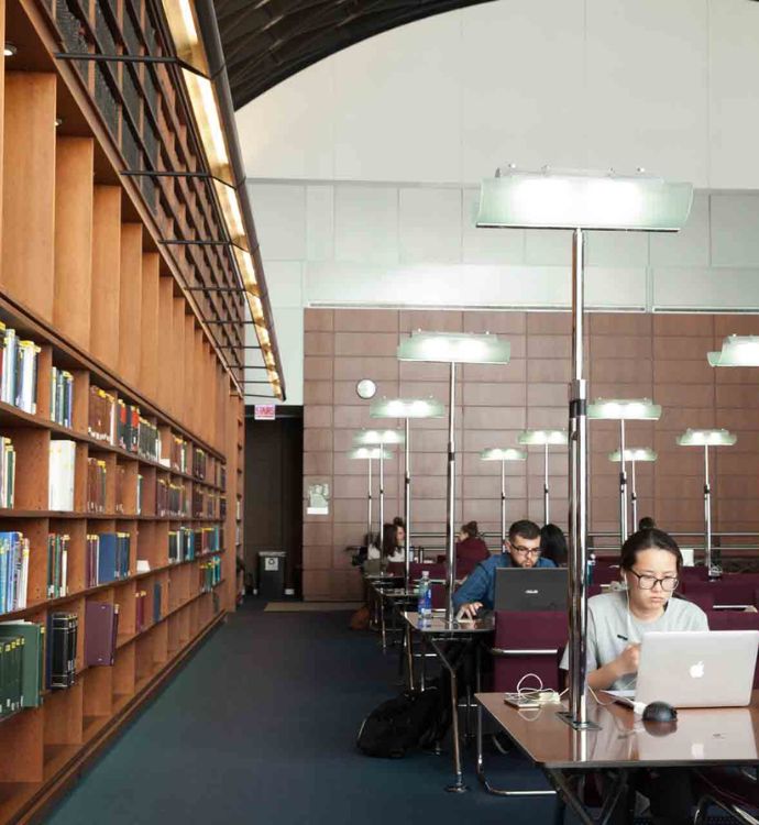 Chicago-Kent students studying in library